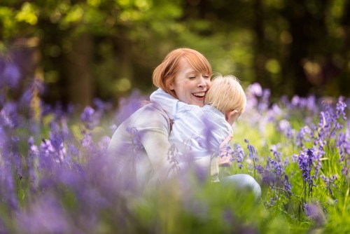 Natural family outdoor photo shoot in Northampton